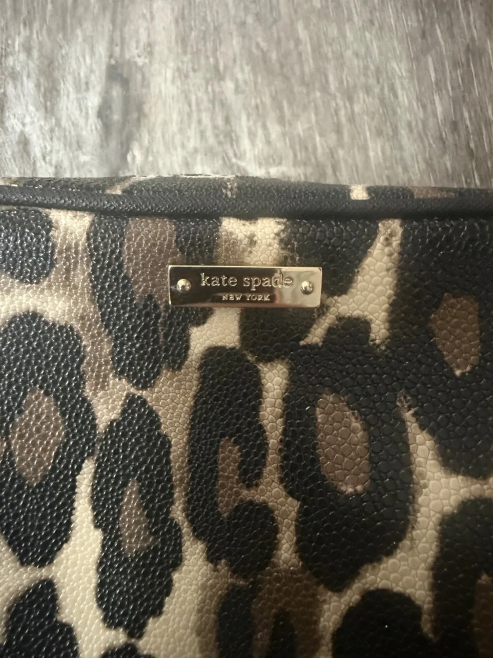 Kate Spade New York Leopard Print Pouch Zip
